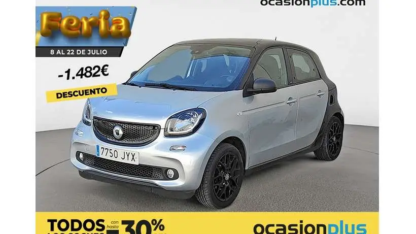 Photo 1 : Smart Forfour 2017 Petrol