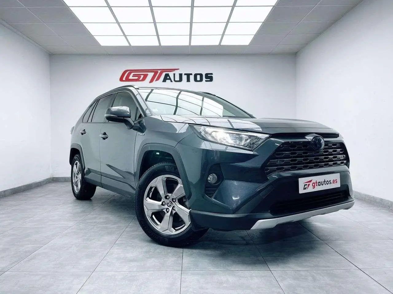 Photo 1 : Toyota Rav4 2019 Hybrid