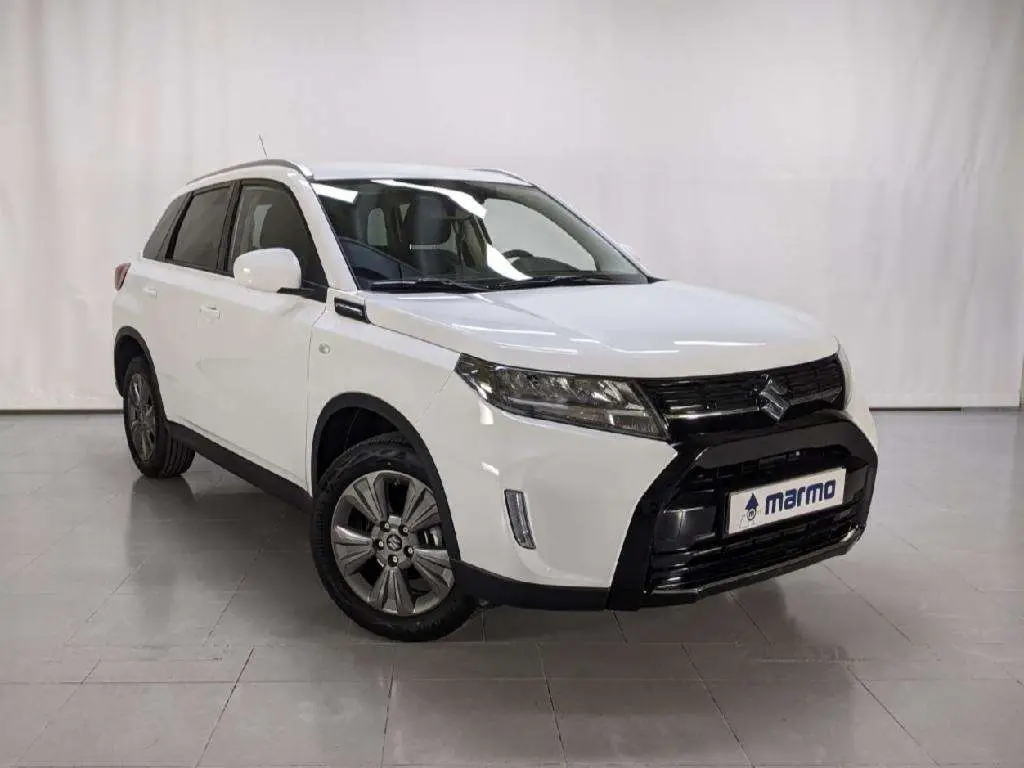 Photo 1 : Suzuki Vitara 2024 Essence