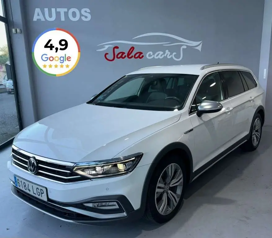 Photo 1 : Volkswagen Passat 2020 Petrol