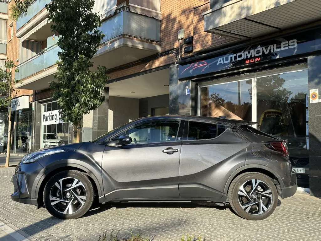 Photo 1 : Toyota C-hr 2023 Hybrid