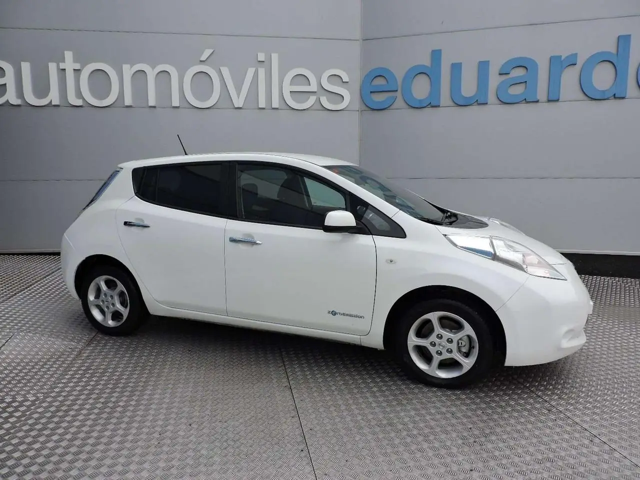 Photo 1 : Nissan Leaf 2016 Électrique