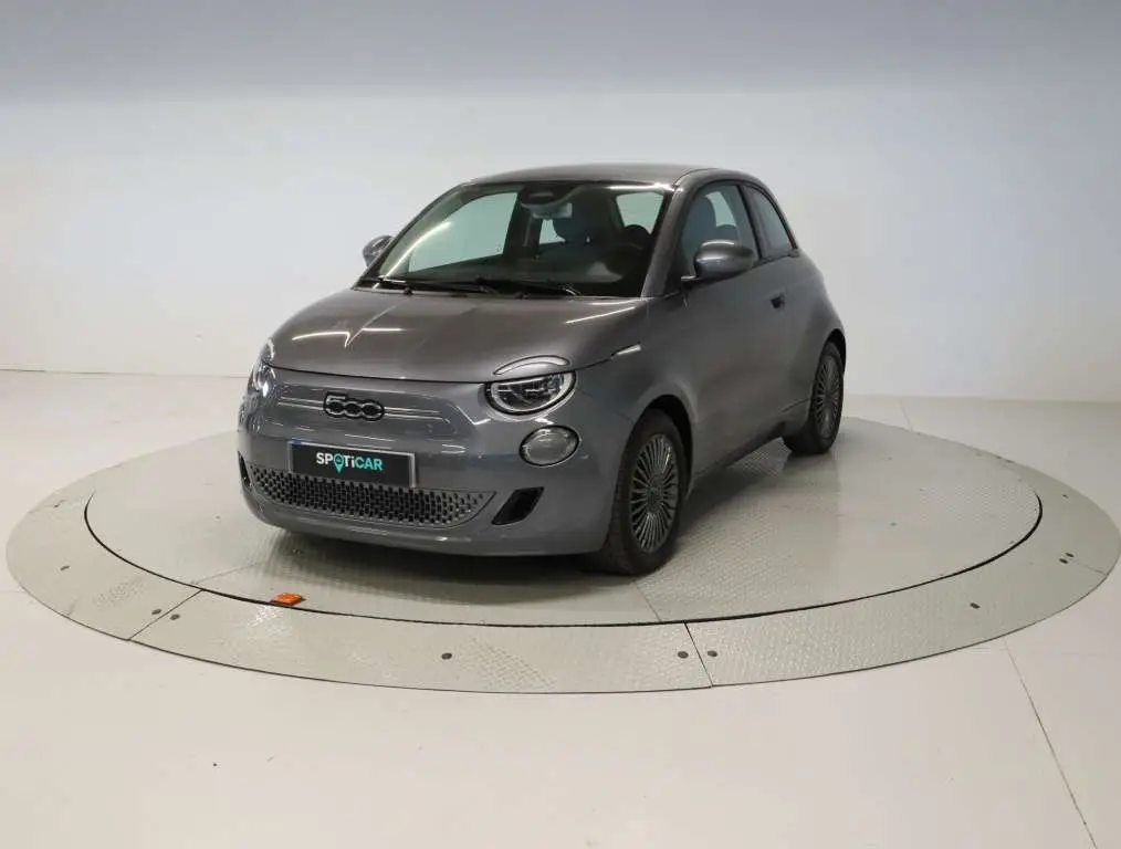 Photo 1 : Fiat 500 2022 Electric