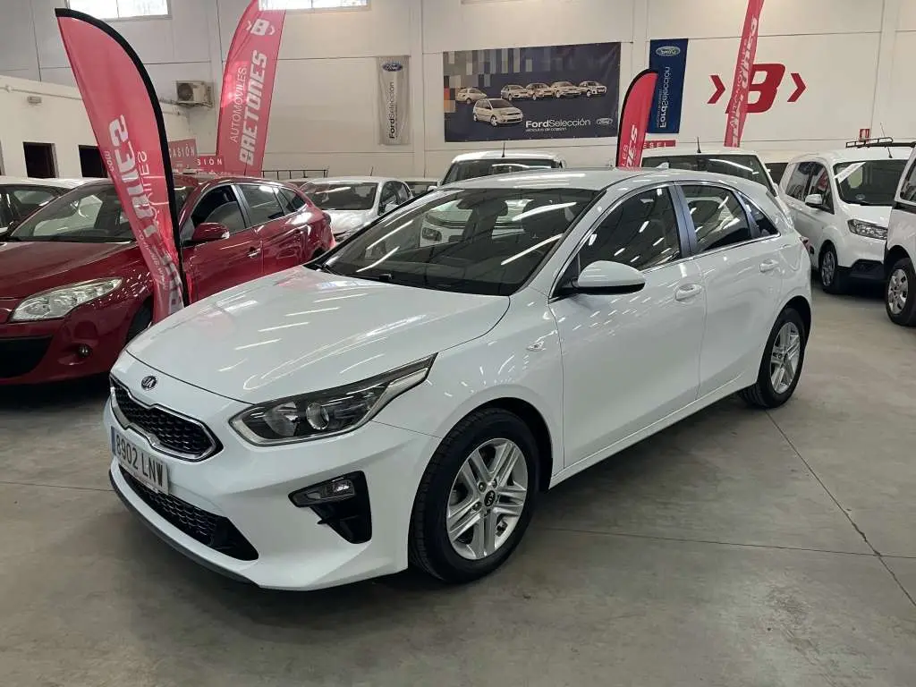 Photo 1 : Kia Ceed 2021 Diesel