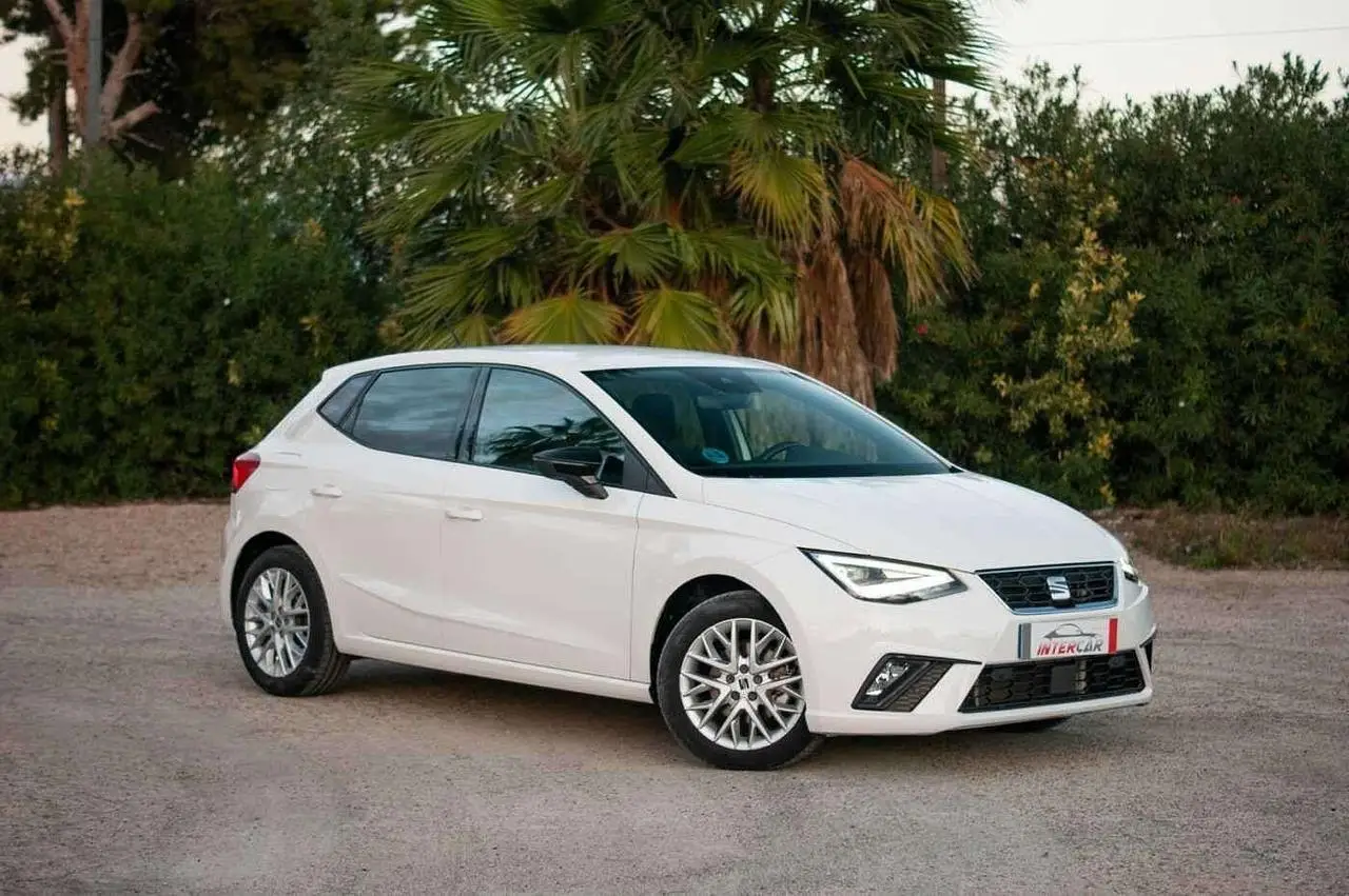 Photo 1 : Seat Ibiza 2022 Essence