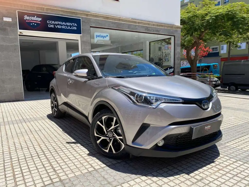 Photo 1 : Toyota C-hr 2022 Hybrid