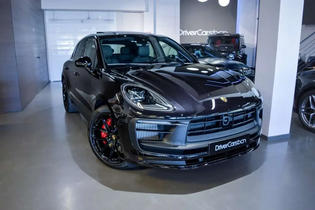 Photo 1 : Porsche Macan 2024 Essence