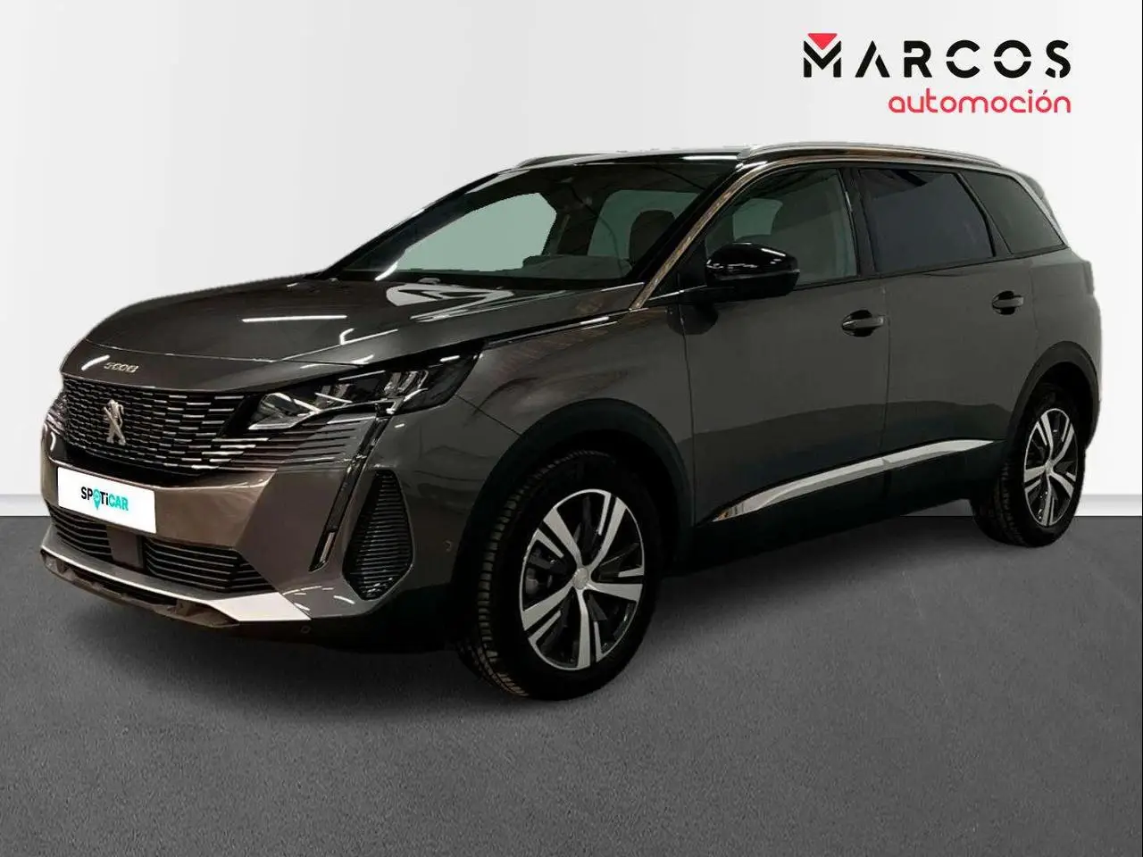 Photo 1 : Peugeot 5008 2023 Essence