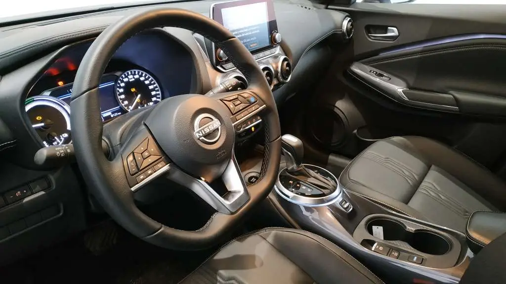 Photo 1 : Nissan Juke 2023 Hybride