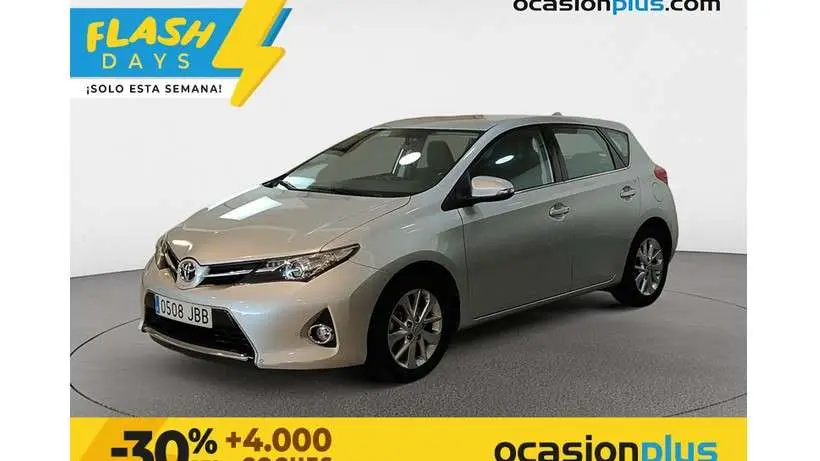 Photo 1 : Toyota Auris 2014 Essence