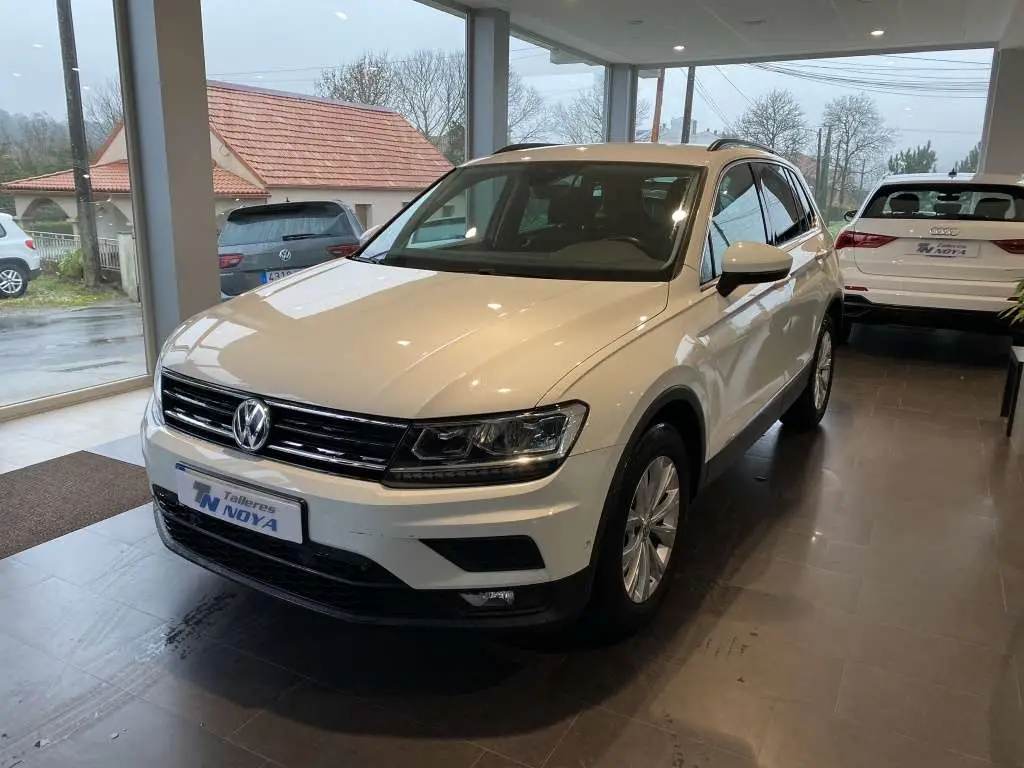 Photo 1 : Volkswagen Tiguan 2018 Diesel