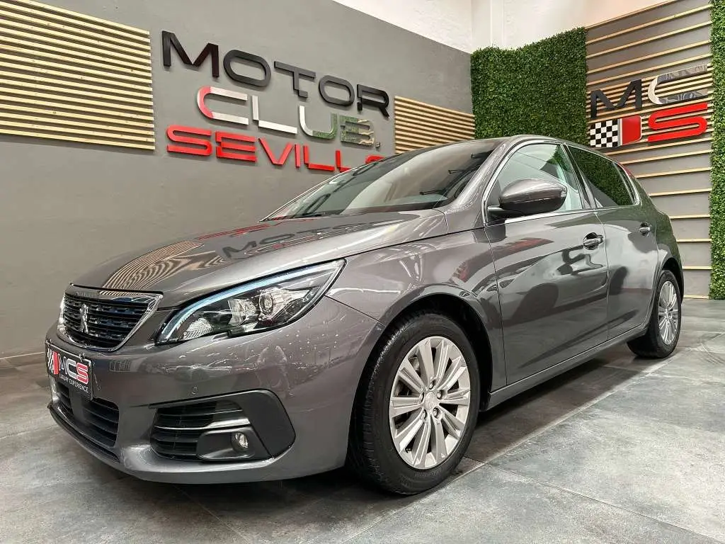 Photo 1 : Peugeot 308 2022 Diesel