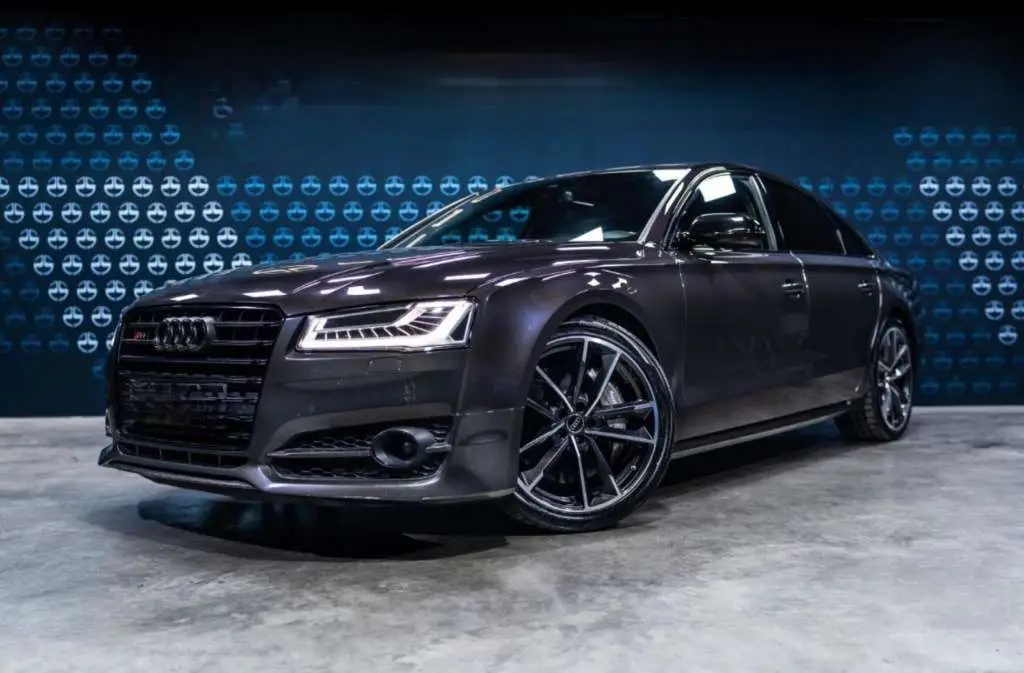 Photo 1 : Audi S8 2017 Petrol