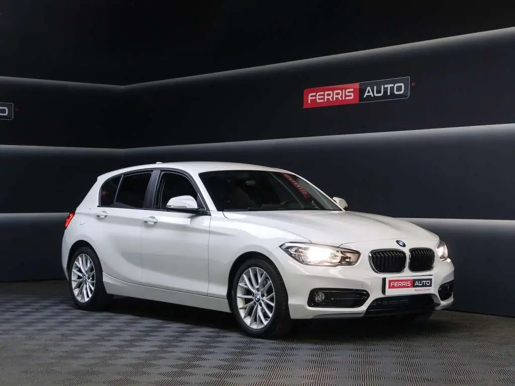 Photo 1 : Bmw Serie 1 2016 Petrol