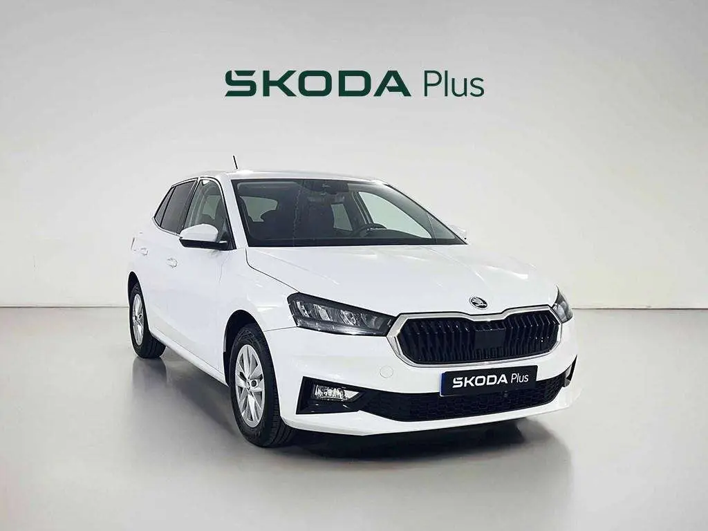 Photo 1 : Skoda Fabia 2024 Essence