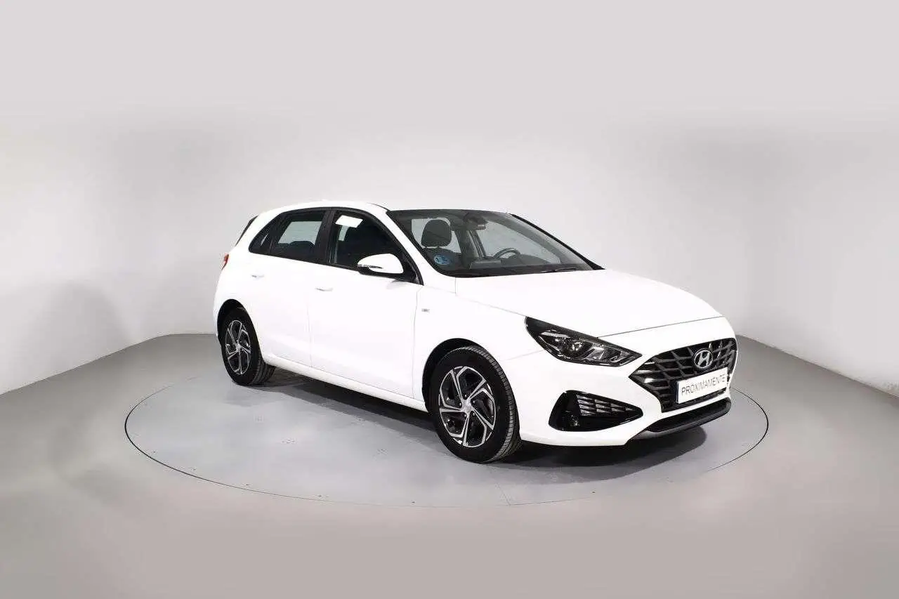 Photo 1 : Hyundai I30 2022 Essence