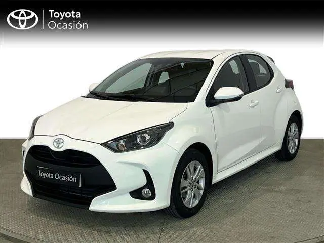 Photo 1 : Toyota Yaris 2023 Petrol