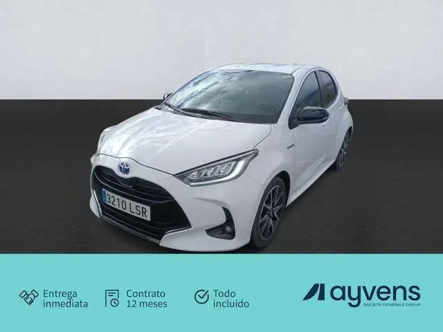 Photo 1 : Toyota Yaris 2021 Hybrid