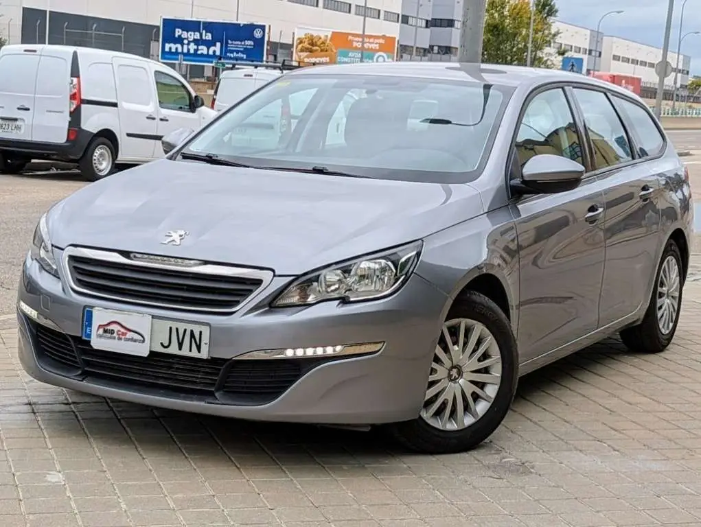 Photo 1 : Peugeot 308 2016 Diesel