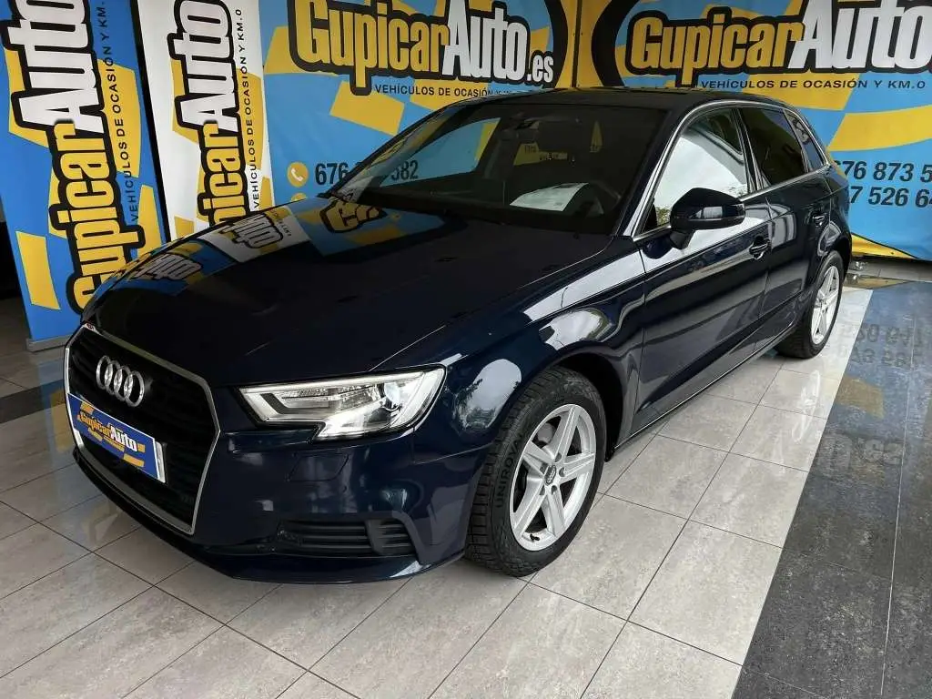 Photo 1 : Audi A3 2019 Diesel