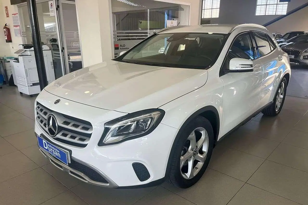 Photo 1 : Mercedes-benz Classe Gla 2018 Petrol