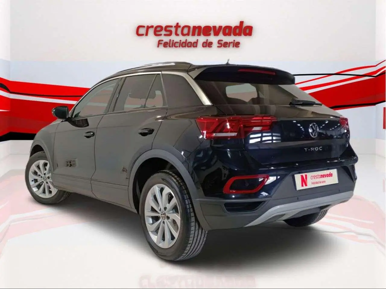 Photo 1 : Volkswagen T-roc 2023 Petrol