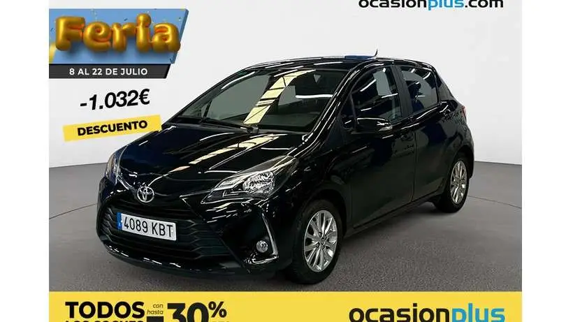 Photo 1 : Toyota Yaris 2017 Petrol