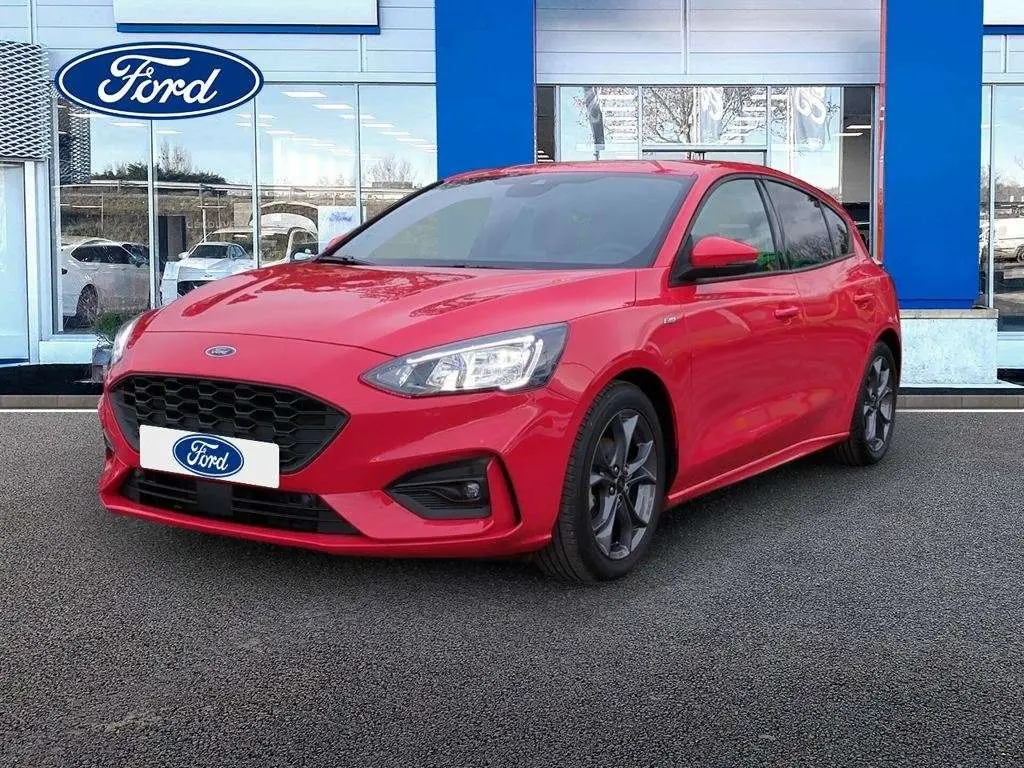 Photo 1 : Ford Focus 2021 Petrol