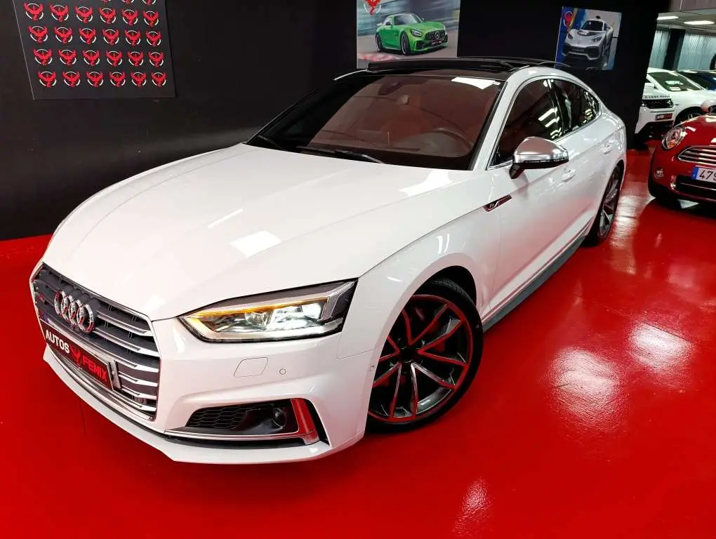 Photo 1 : Audi S5 2017 Essence