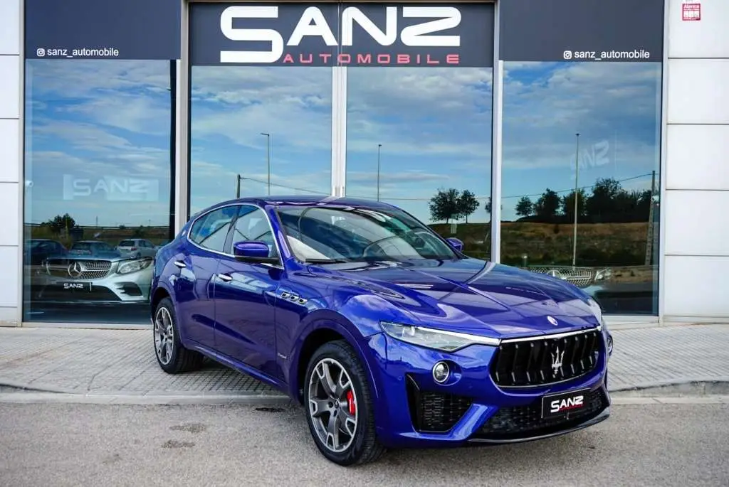 Photo 1 : Maserati Levante 2021 Essence