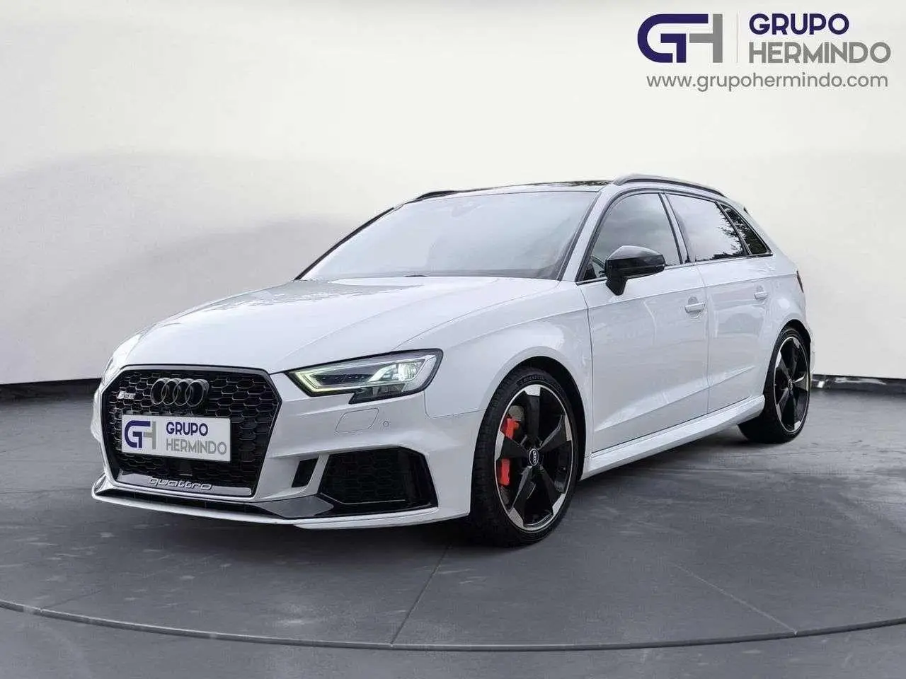 Photo 1 : Audi Rs3 2019 Petrol