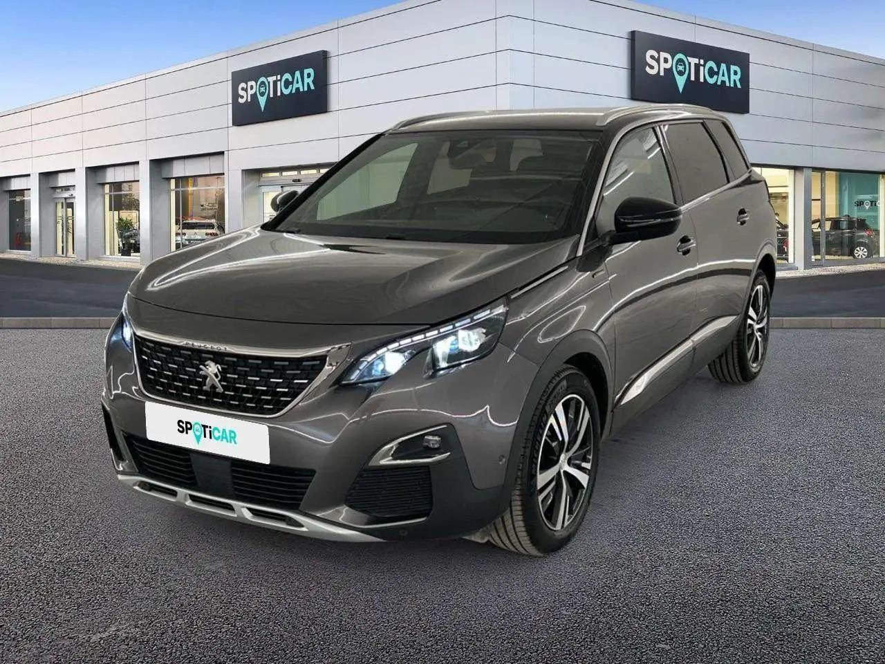 Photo 1 : Peugeot 5008 2019 Essence