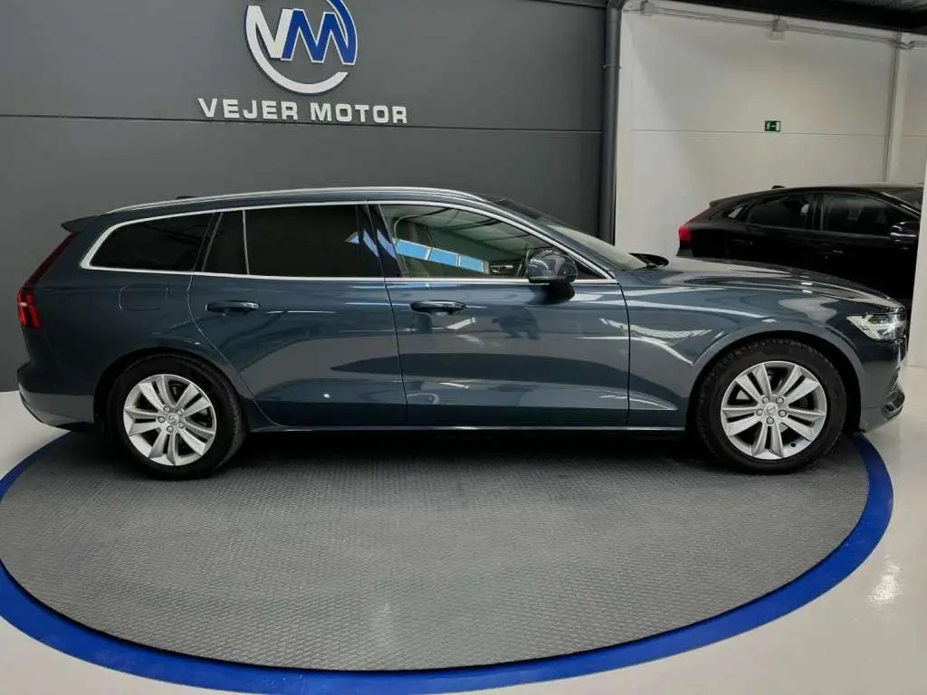 Photo 1 : Volvo V60 2019 Diesel