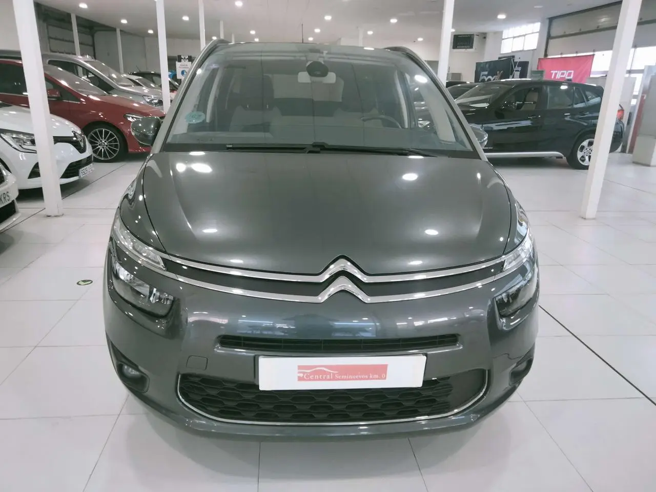 Photo 1 : Citroen C4 2015 Essence