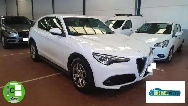 Photo 1 : Alfa Romeo Stelvio 2018 Diesel