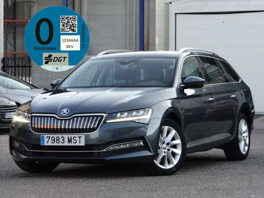 Photo 1 : Skoda Superb 2020 Hybride