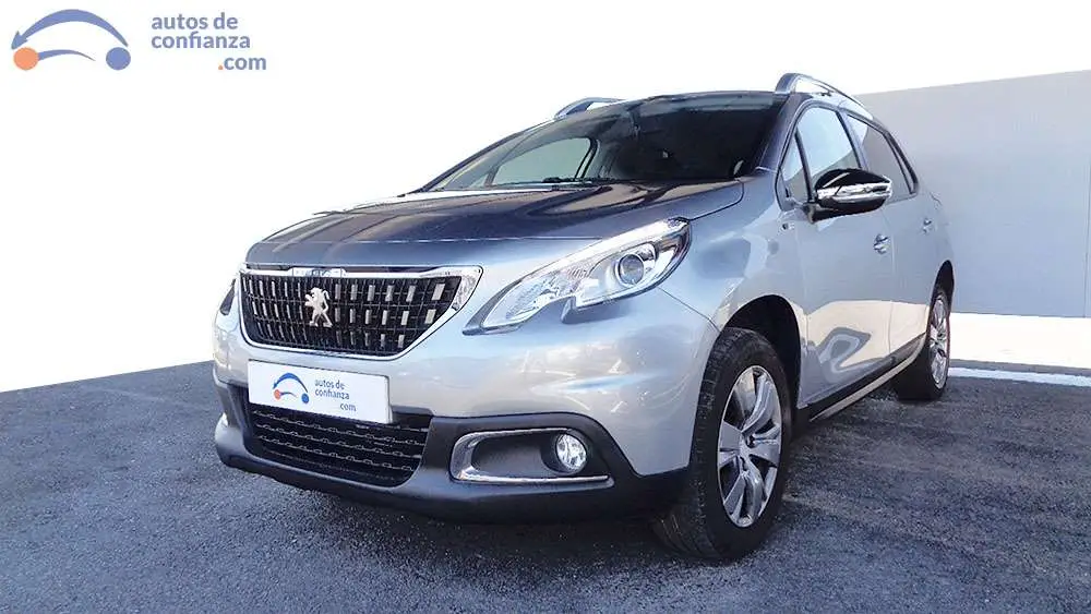 Photo 1 : Peugeot 2008 2018 Petrol