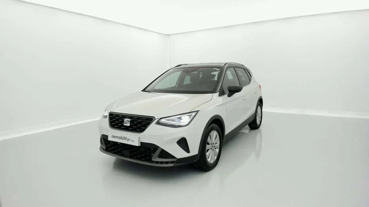 Photo 1 : Seat Arona 2022 Petrol