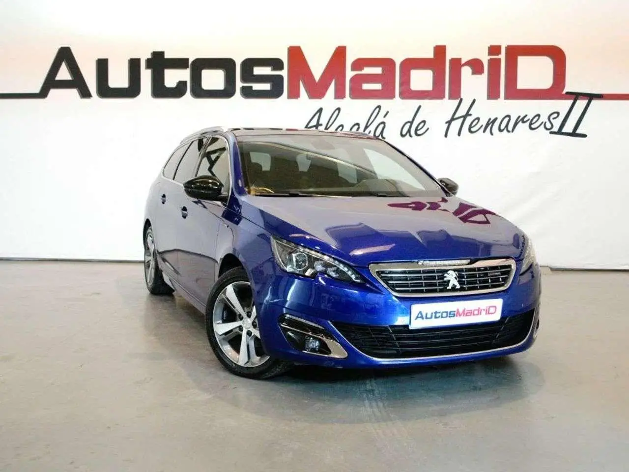 Photo 1 : Peugeot 308 2016 Essence