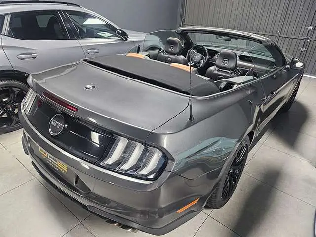 Photo 1 : Ford Mustang 2020 Essence