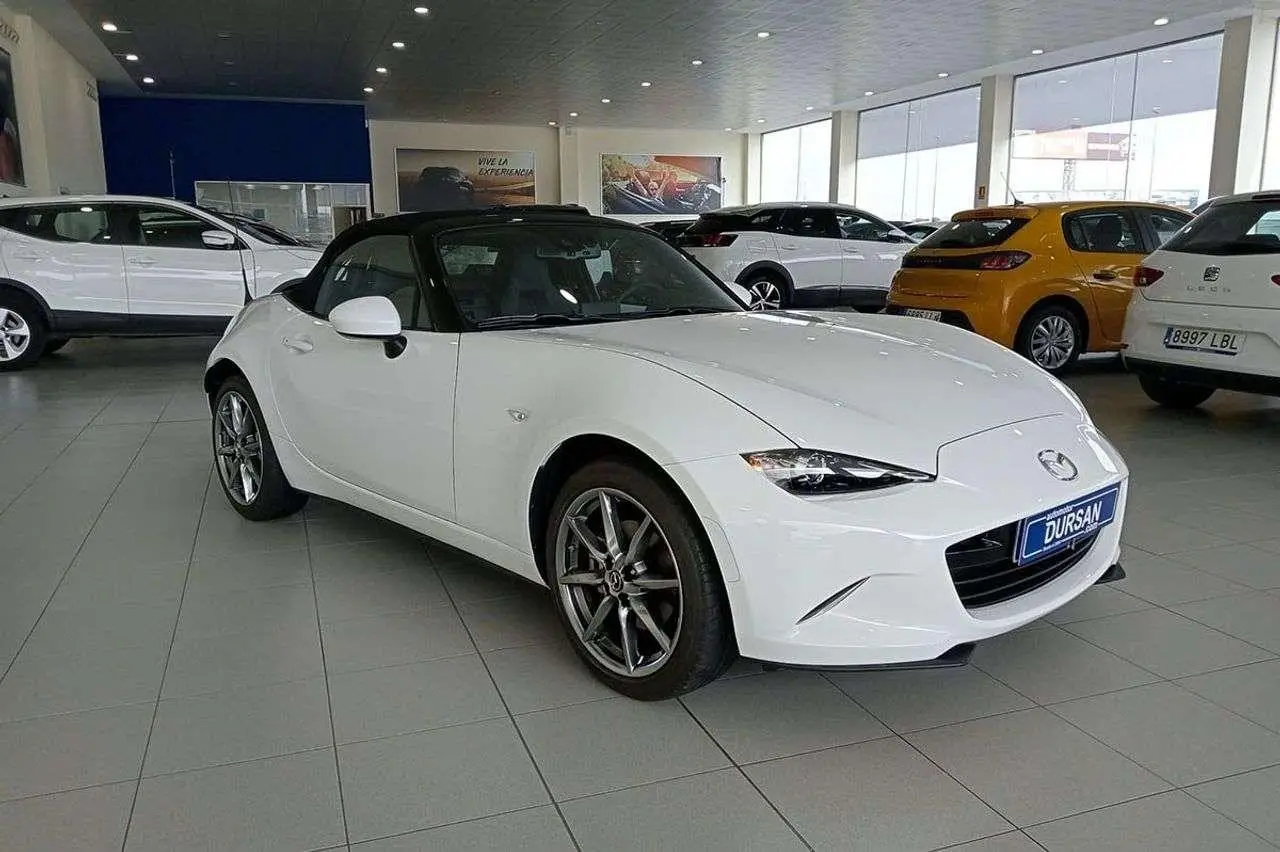 Photo 1 : Mazda Mx-5 2022 Essence