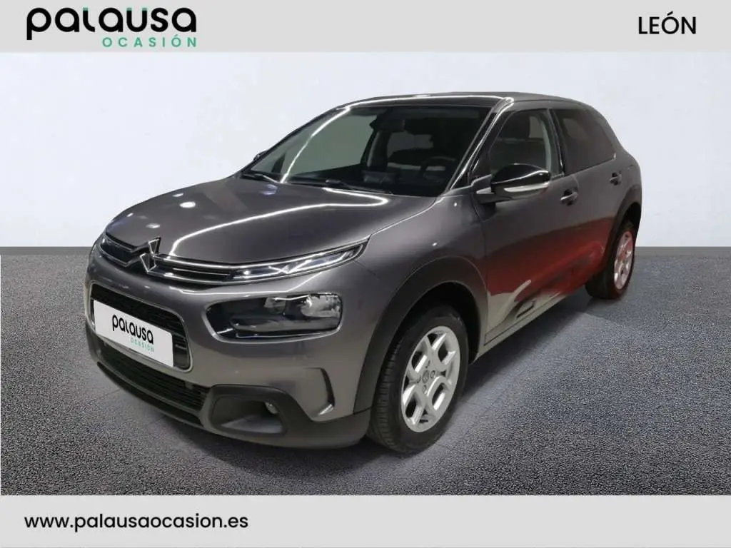 Photo 1 : Citroen C4 2019 Petrol