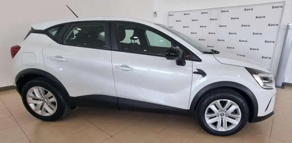 Photo 1 : Renault Captur 2021 Petrol