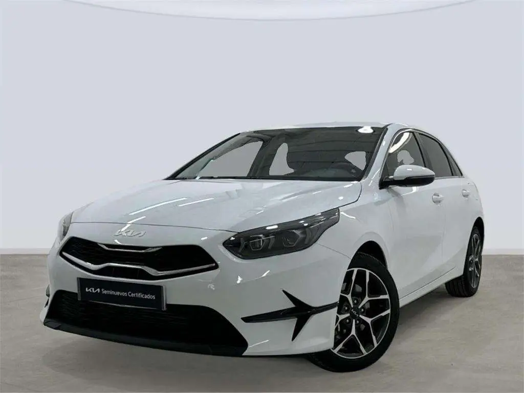 Photo 1 : Kia Ceed 2023 Autres