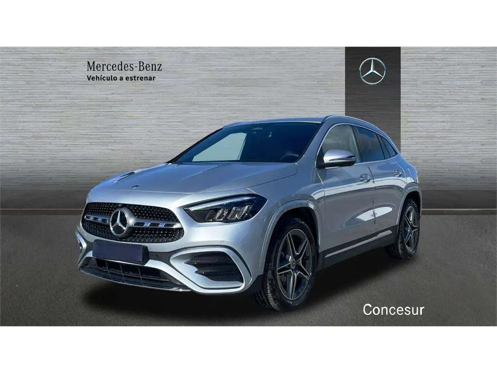 Photo 1 : Mercedes-benz Classe Gla 2024 Diesel