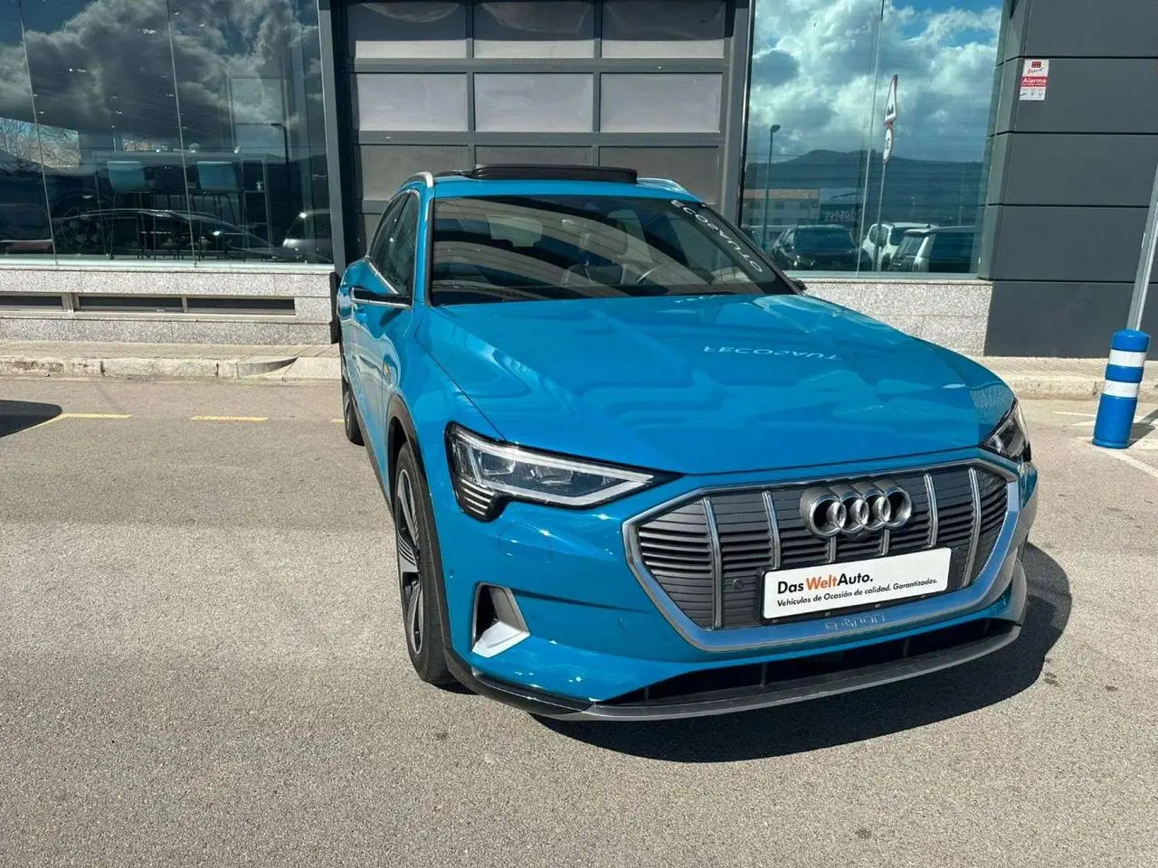 Photo 1 : Audi E-tron 2020 Electric