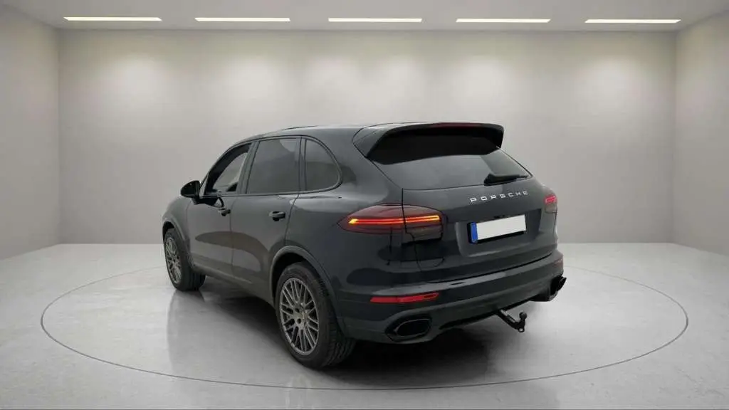 Photo 1 : Porsche Cayenne 2017 Diesel