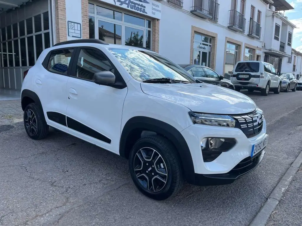 Photo 1 : Dacia Spring 2023 Electric