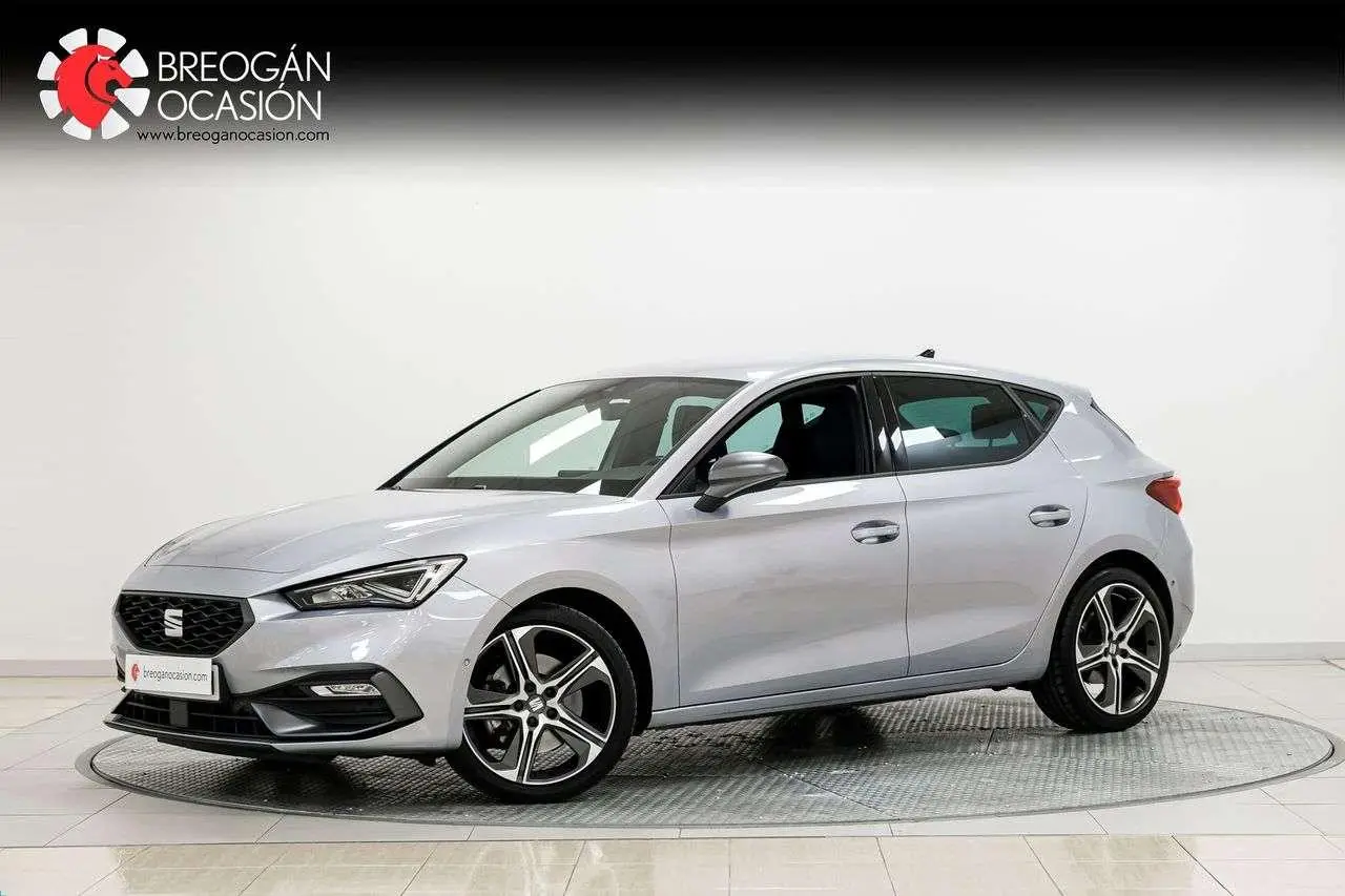 Photo 1 : Seat Leon 2022 Petrol