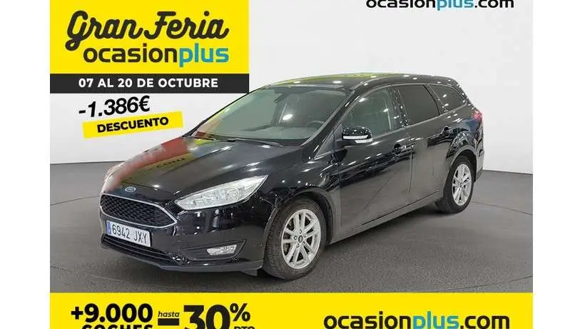 Photo 1 : Ford Focus 2017 Petrol